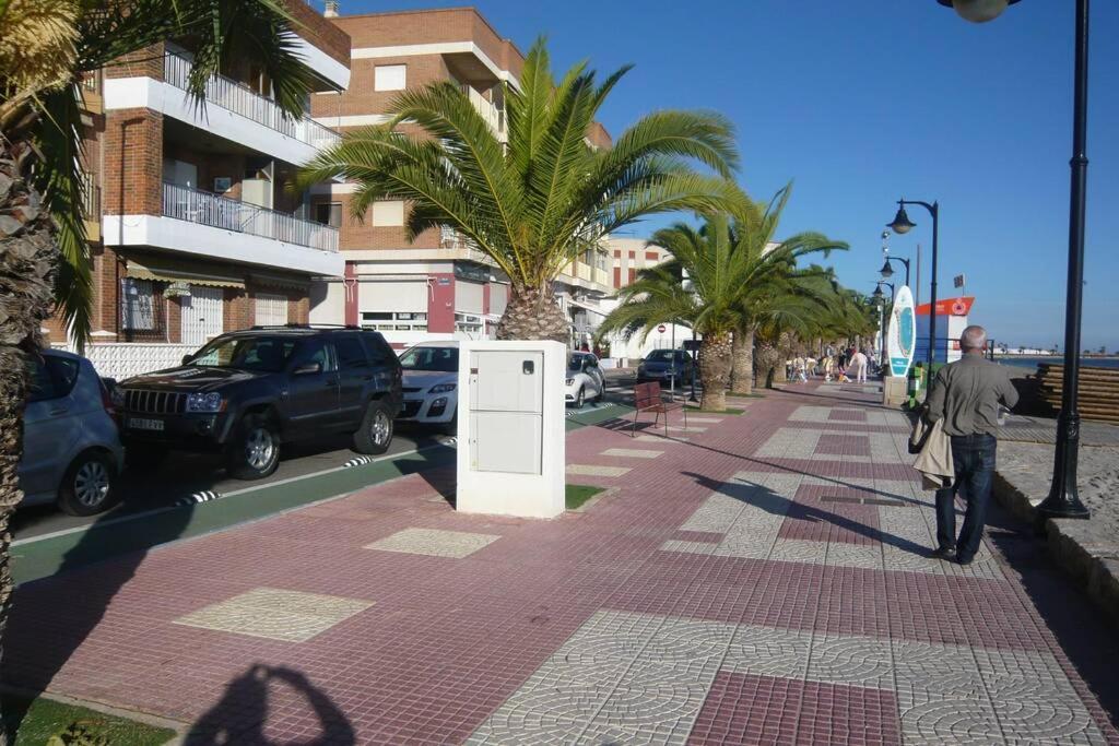 Piso En Primera Linea Con Wifi Y Vistas Al Mar Lo Pagán Exterior photo